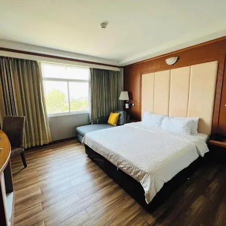 Western Grand Hotel Ratchaburi