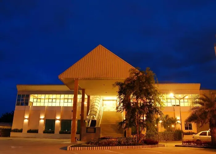 Western Grand Ratchaburi Hotel 4*