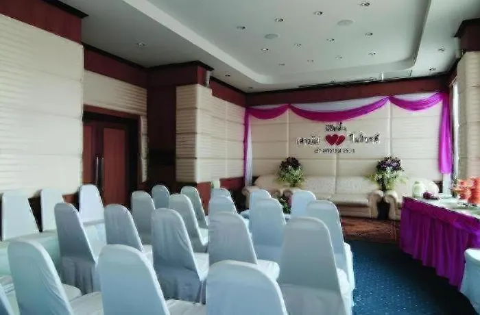 Western Grand Ratchaburi Hotel 4*