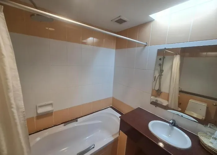 Western Grand Ratchaburi Hotel