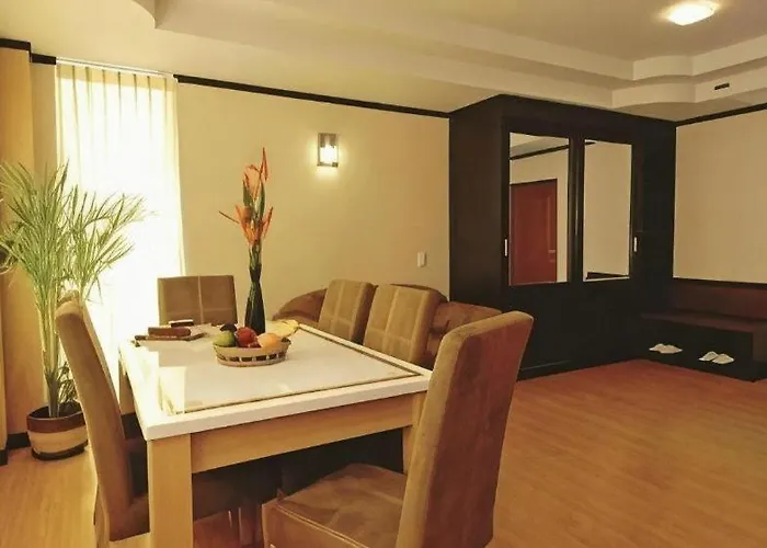 Western Grand Ratchaburi โรงแรม Ban Bang Kra