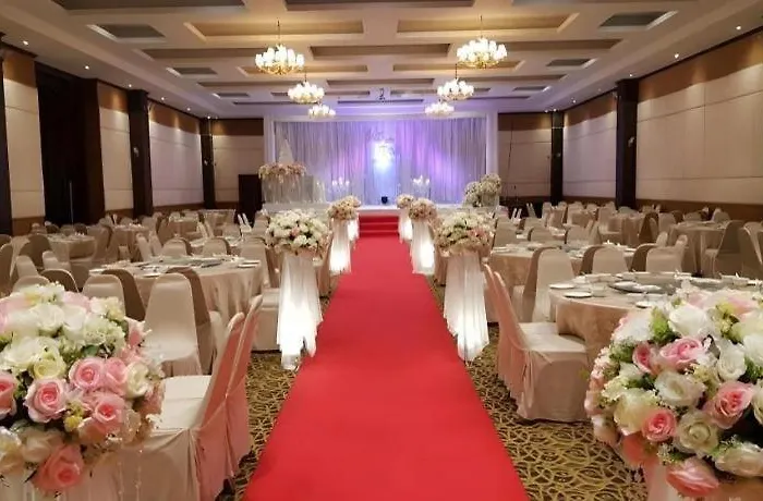 โรงแรม Western Grand Ratchaburi 4*