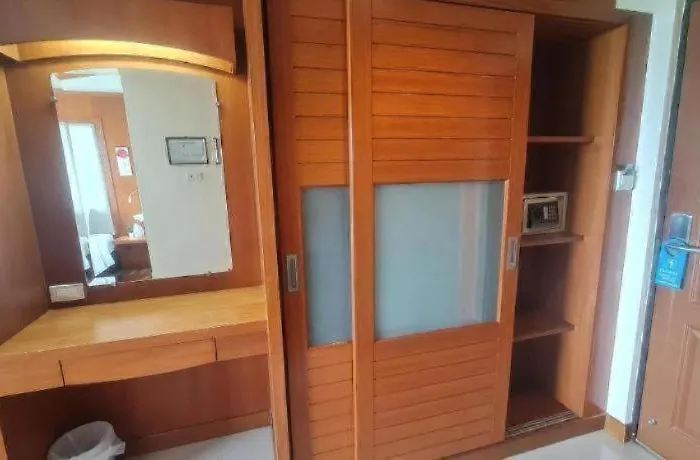 Western Grand Ratchaburi โรงแรม 4*